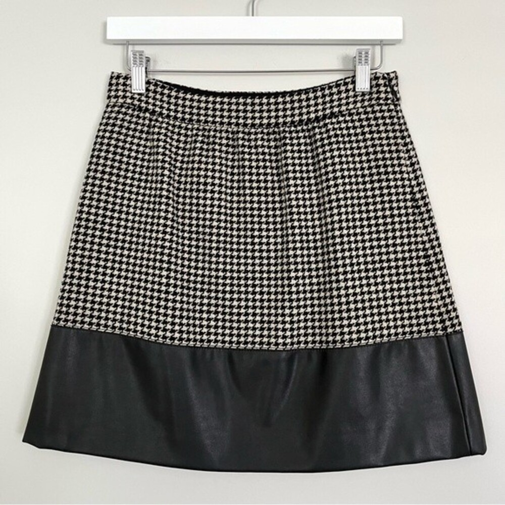 J. Crew Factory Black and White Wool Houndstooth, Faux Leather Mini Skirt, Sz 0